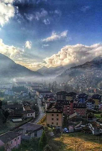 CANGAS DE ONIS!!! PUXA ASTURIES!!!