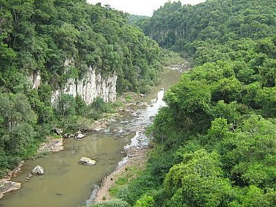 Rio Jaquirana river